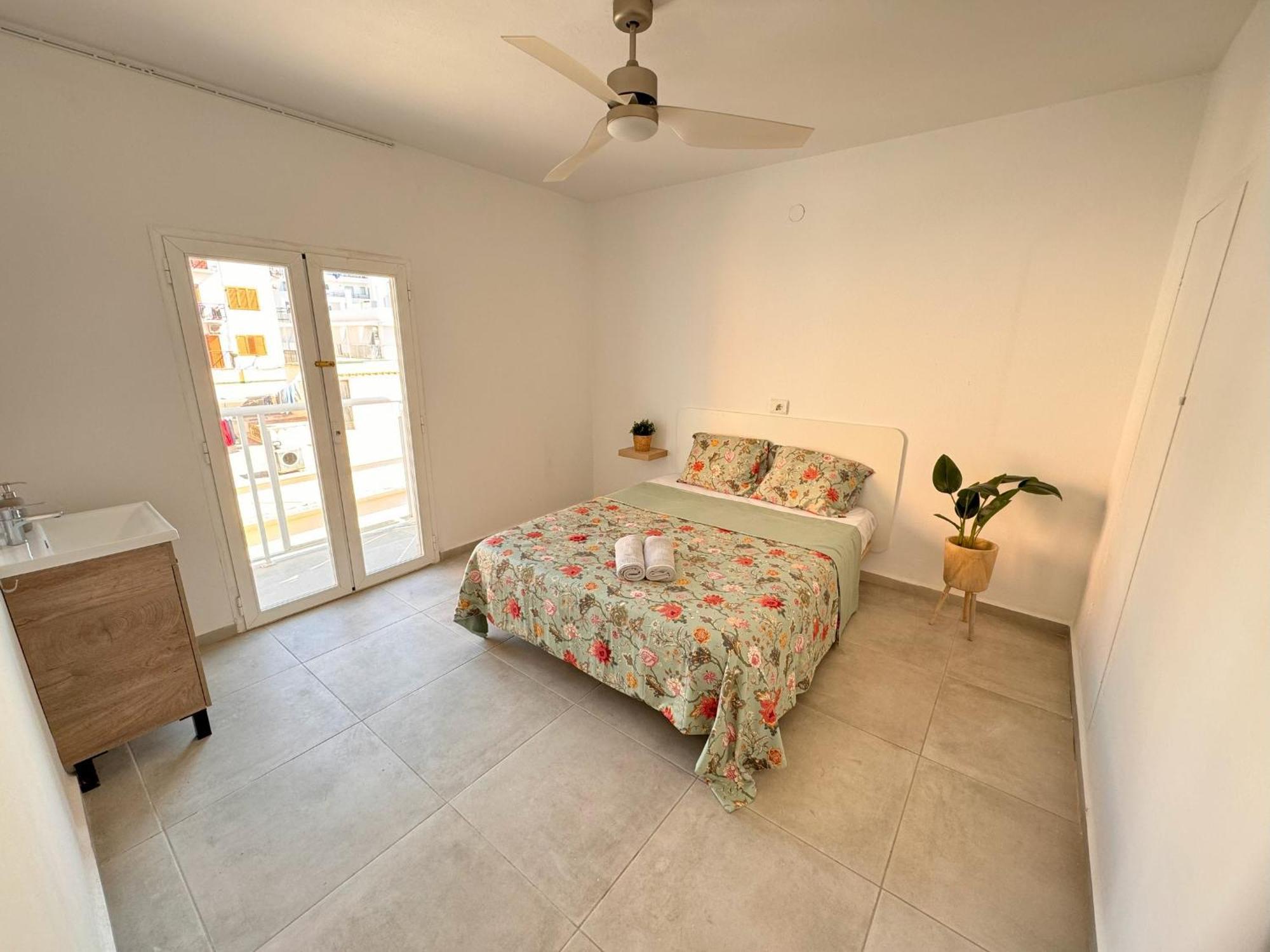 Cisne By Nest Hostel San Antonio  Exterior photo